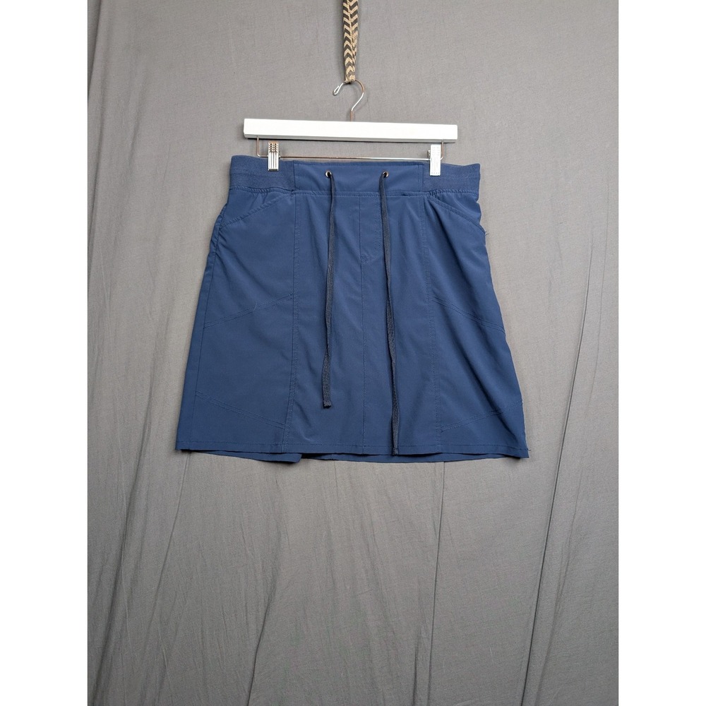 Women's Classic Apparel Khaki's & Company Blue Cuffed Shorts Size 8
